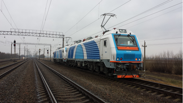 China-Belarus No.2 Freight Electric Locomotive with Six Axles and 7200w