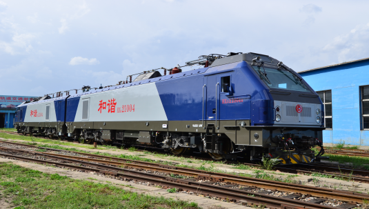 Completely Independent Eight-axle High Power Freight Electric Locomotive