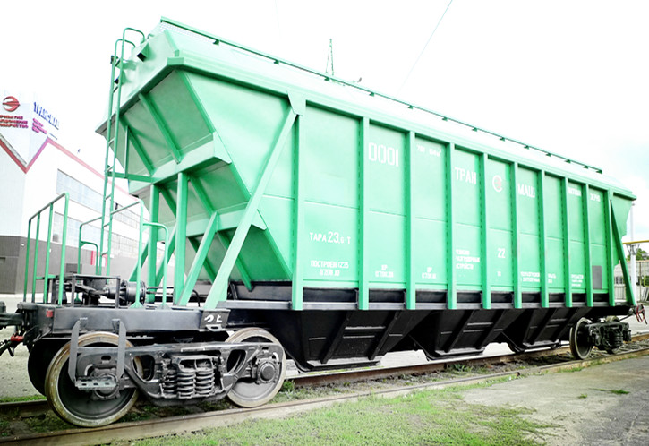 Ukraine Grain Hopper Wagon