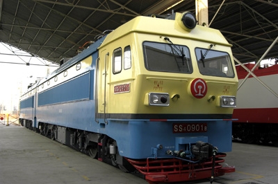 韶山4型电力机车