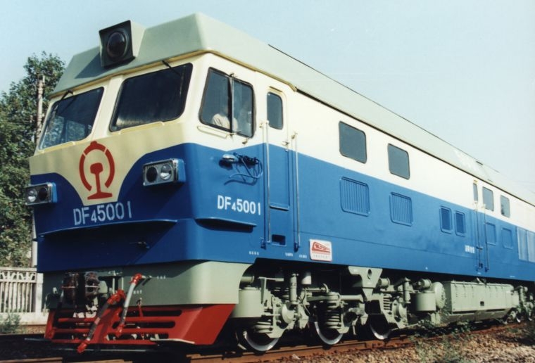 东风4B型内燃机车