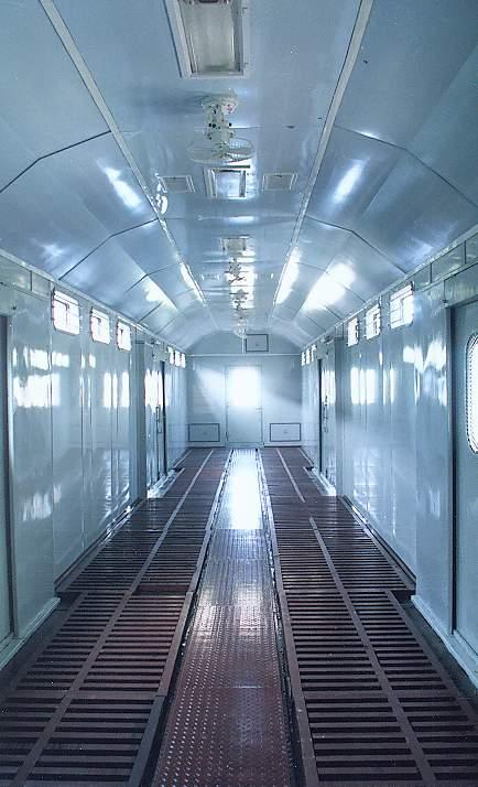 XL25K luggage van