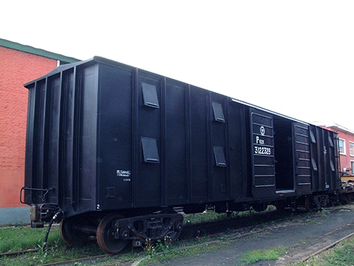 目前获得检修资质的棚车系列共14种,包括p64gh型棚车,p70型棚车,p70h