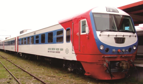 Train EMU à combustion interne en Malaisie