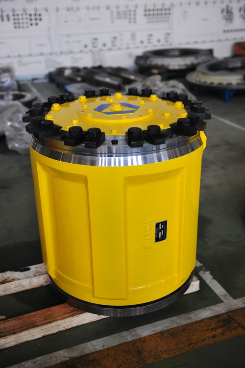 60吨轮边减速器