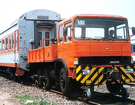 tgc-1型公路铁路两用车_产品中心_特种车新造_青岛中车四方轨道车辆