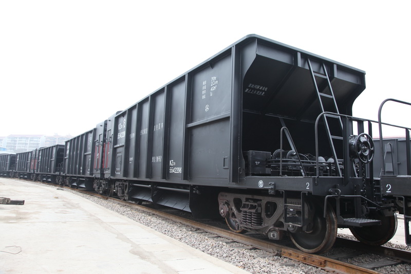 kz70型石渣漏斗车2