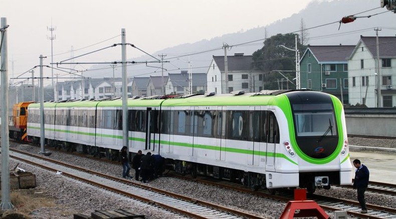 苏州的轻轨建设一直是市民关注的对象,明年轻轨1号线即将开通,暂不谈