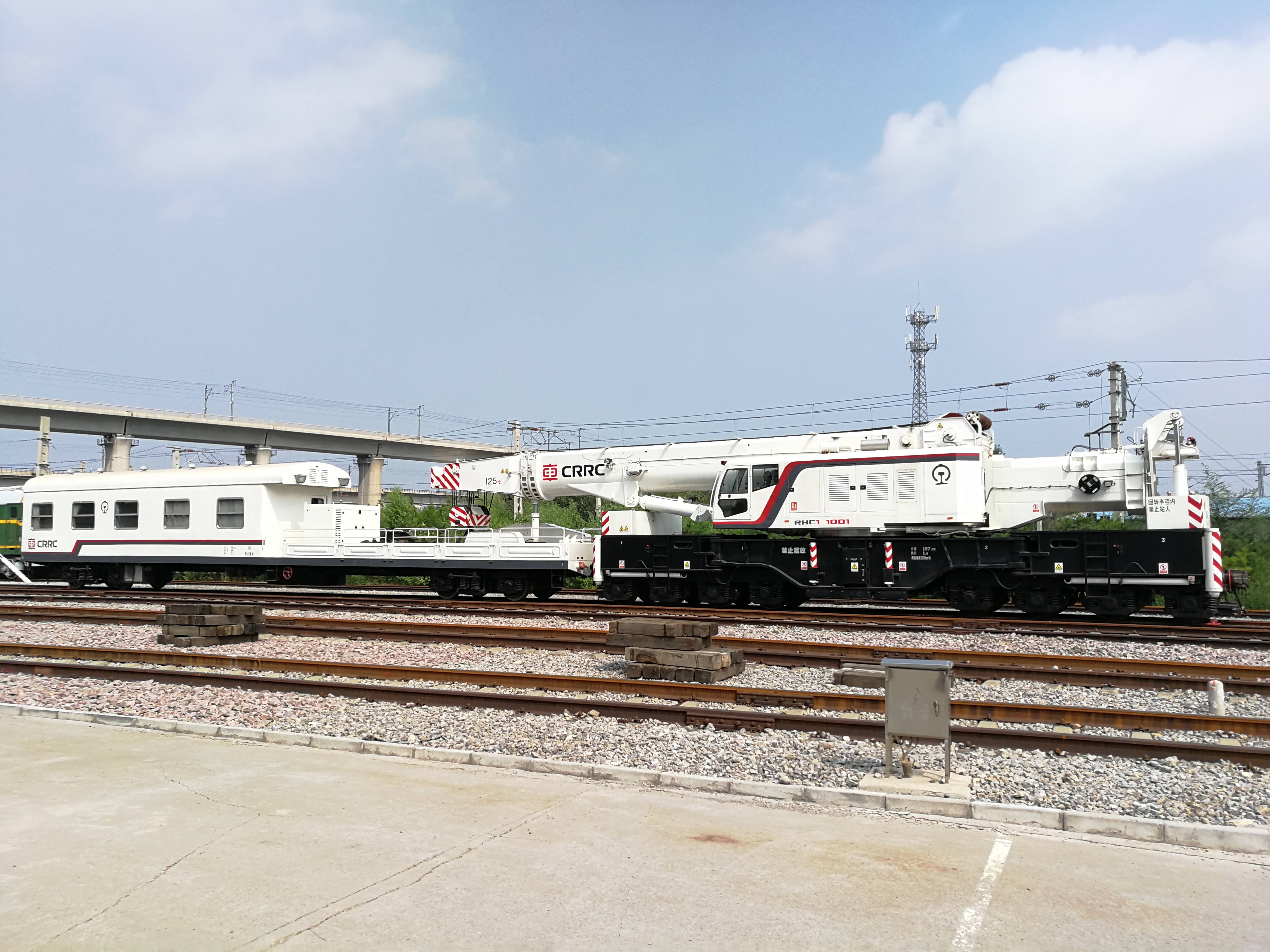 NSG1256型高速铁路救援铁路起重机