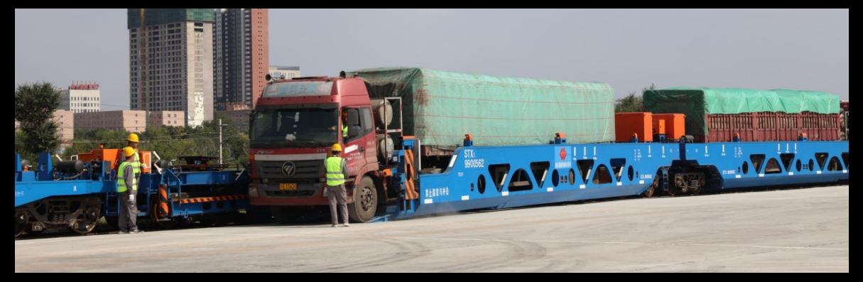 STX1型驮背多功能运输车