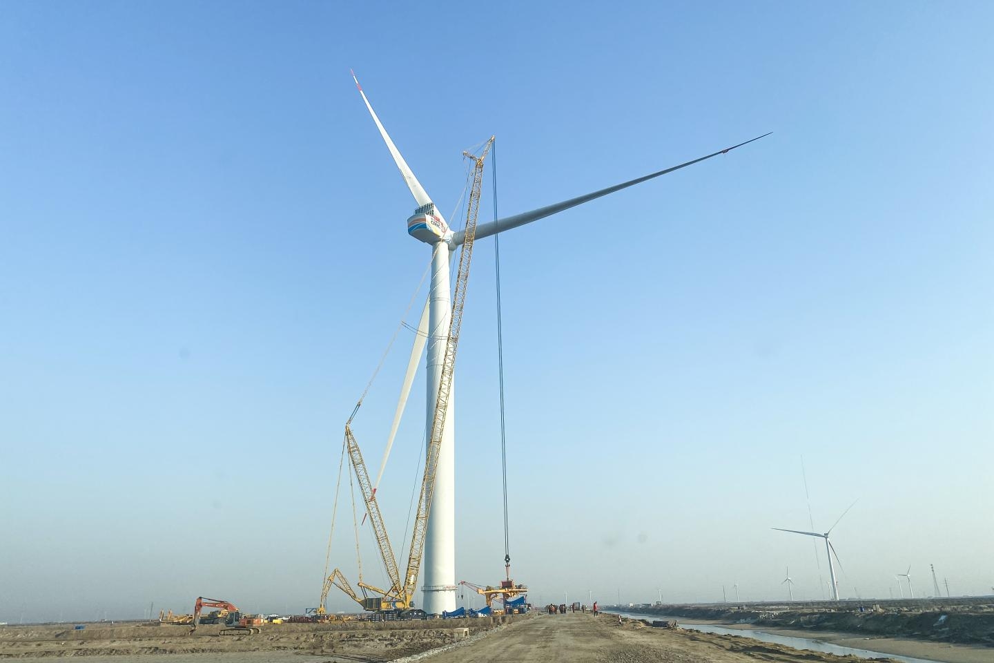 ”启航号“20MW漂浮式海上风电塔筒