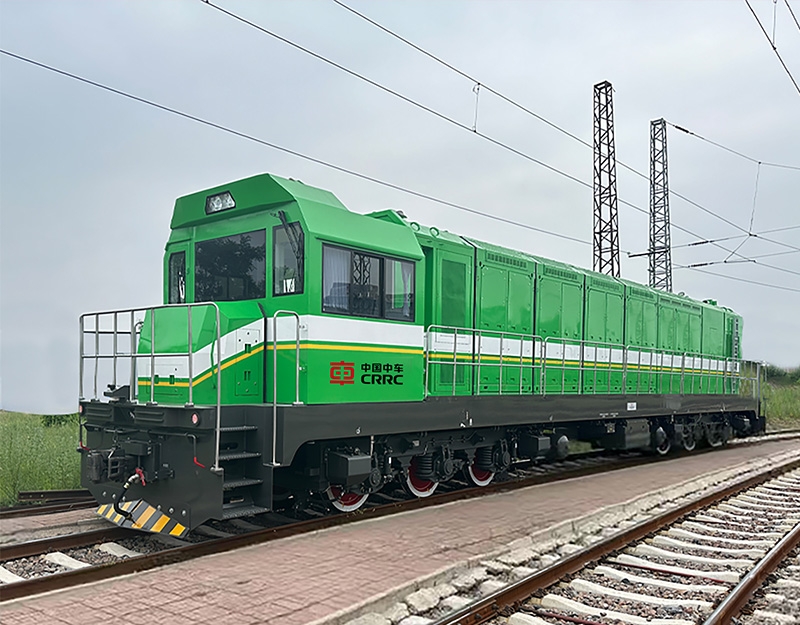 High-power New Energy Locomotive with a Swappable and Chargeable Battery