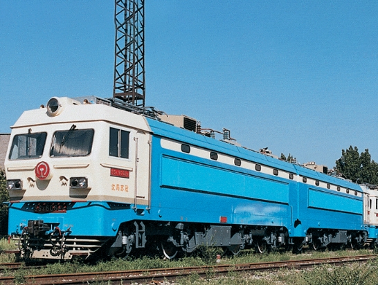 Усовершенствованный электровоз SS4